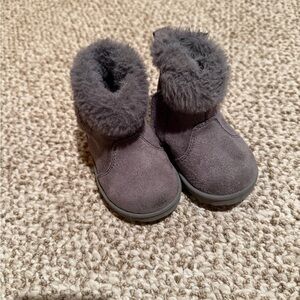 Wonder Nation Charcoal Kids Boots